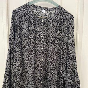 Dainty Floral Black and White Blouse. Size XL.